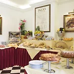 Palazzo Dei Priori Hotel Siena
