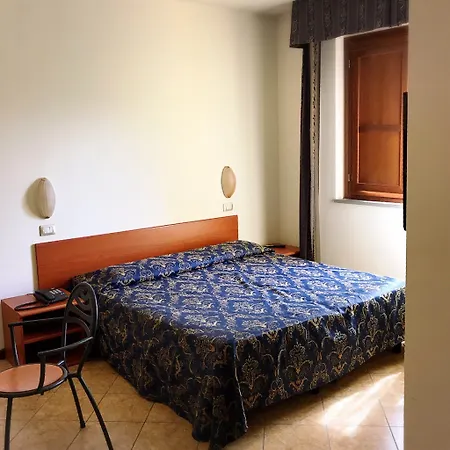 Palazzo Dei Priori Hotel